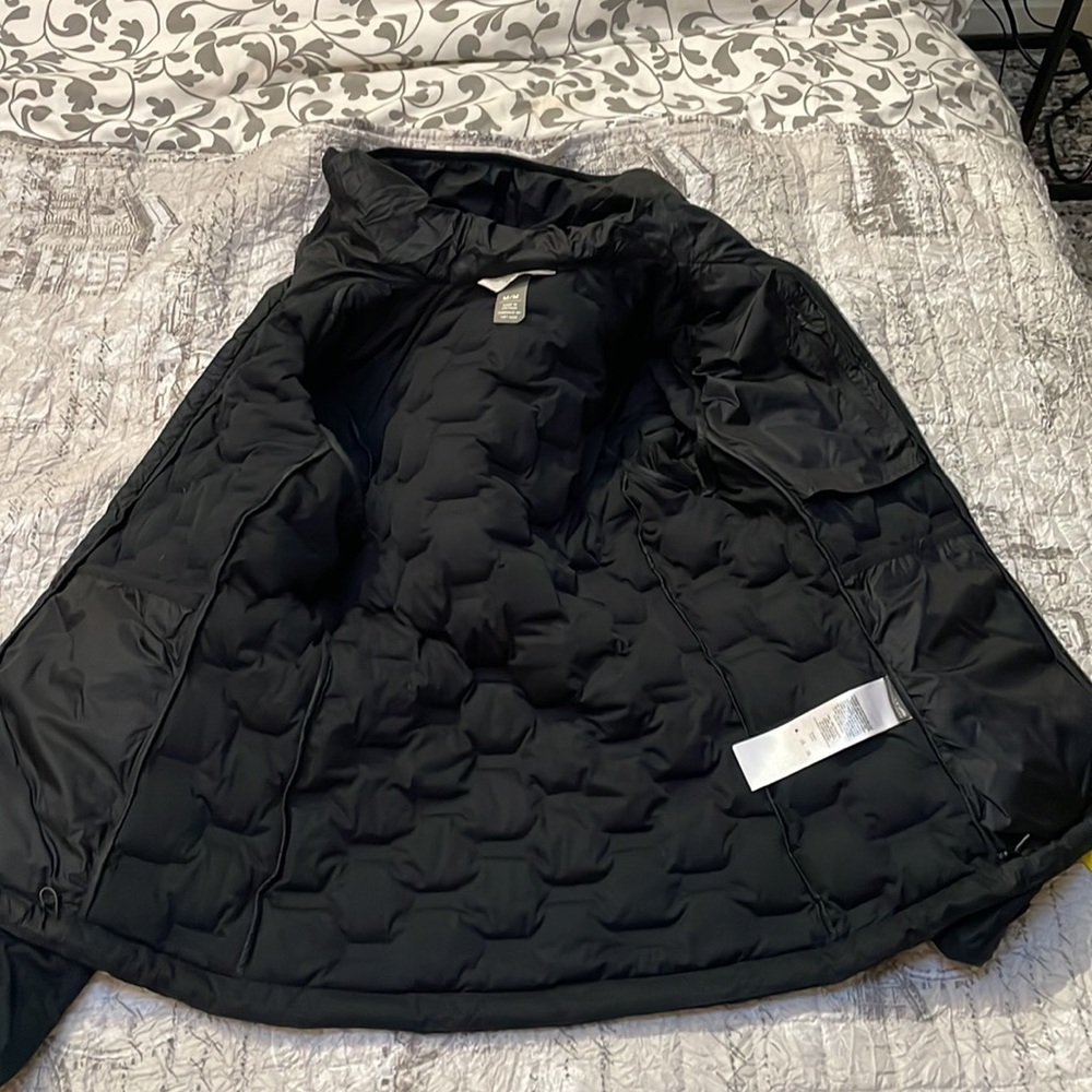 Mountain Hardware Down Jacket - image 6